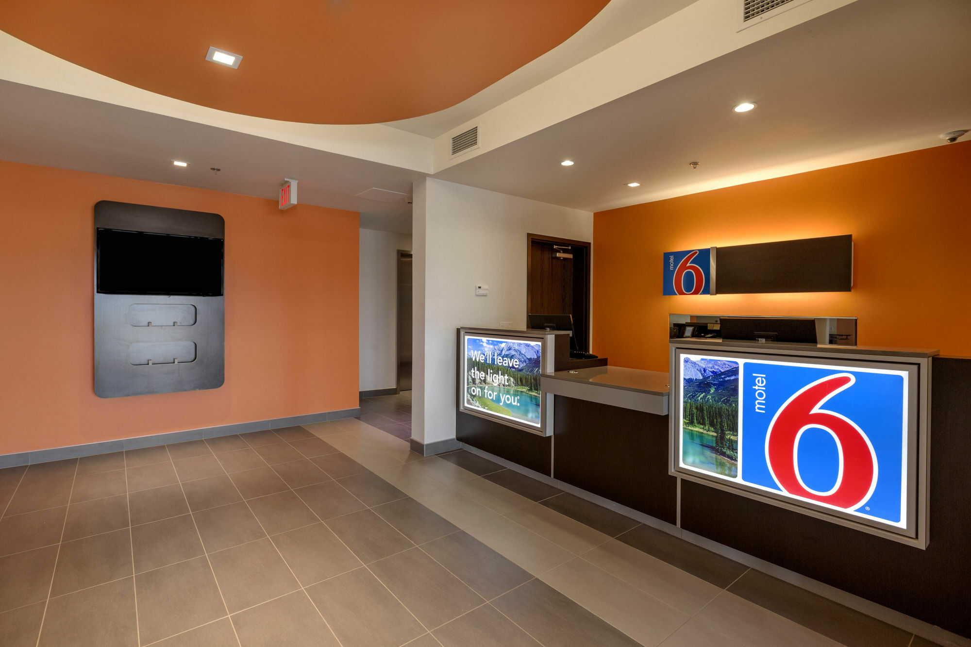 Motel 6 Airdrie Exterior foto